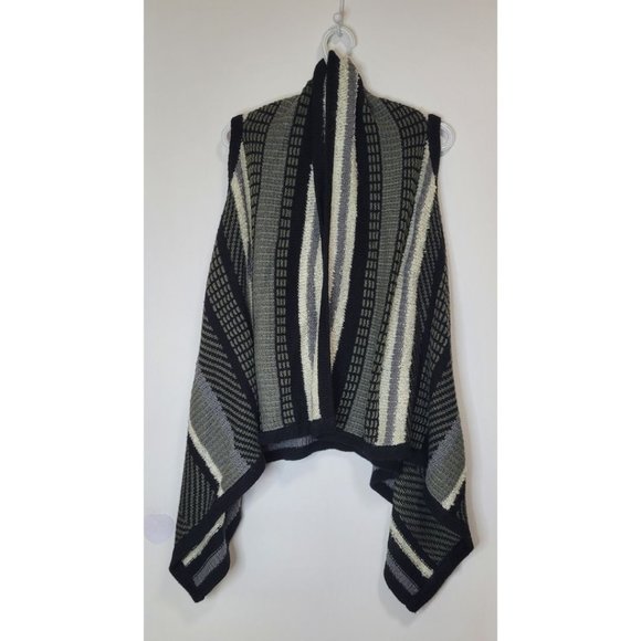a.n.a sleeveless sweater vest - Picture 1 of 4